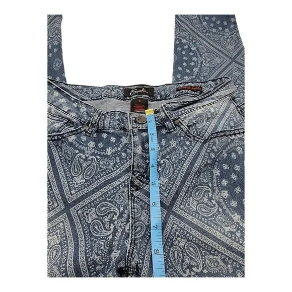 Earl Women’s Blue Paisley Skinny Ankle Jeans Size 6  Retail $54 - Picture 8 of 10